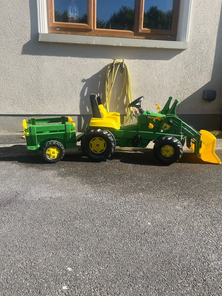 Toy ride on John Deere - Image 3