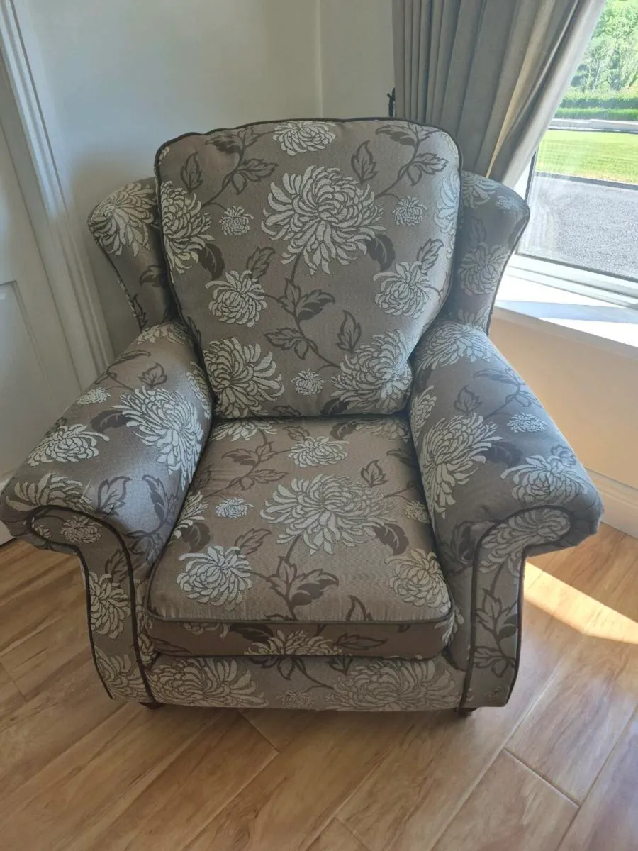 Couch - Image 3