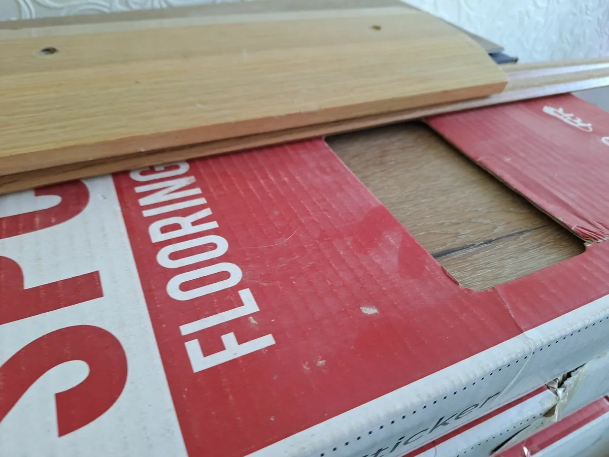 Wooden flooring - Image 2