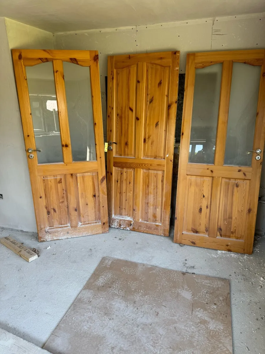 Pine Doors - Image 3