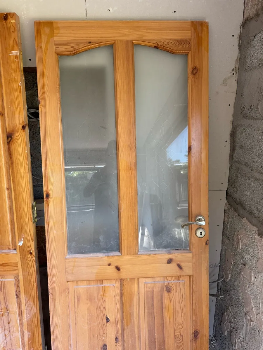 Pine Doors - Image 4