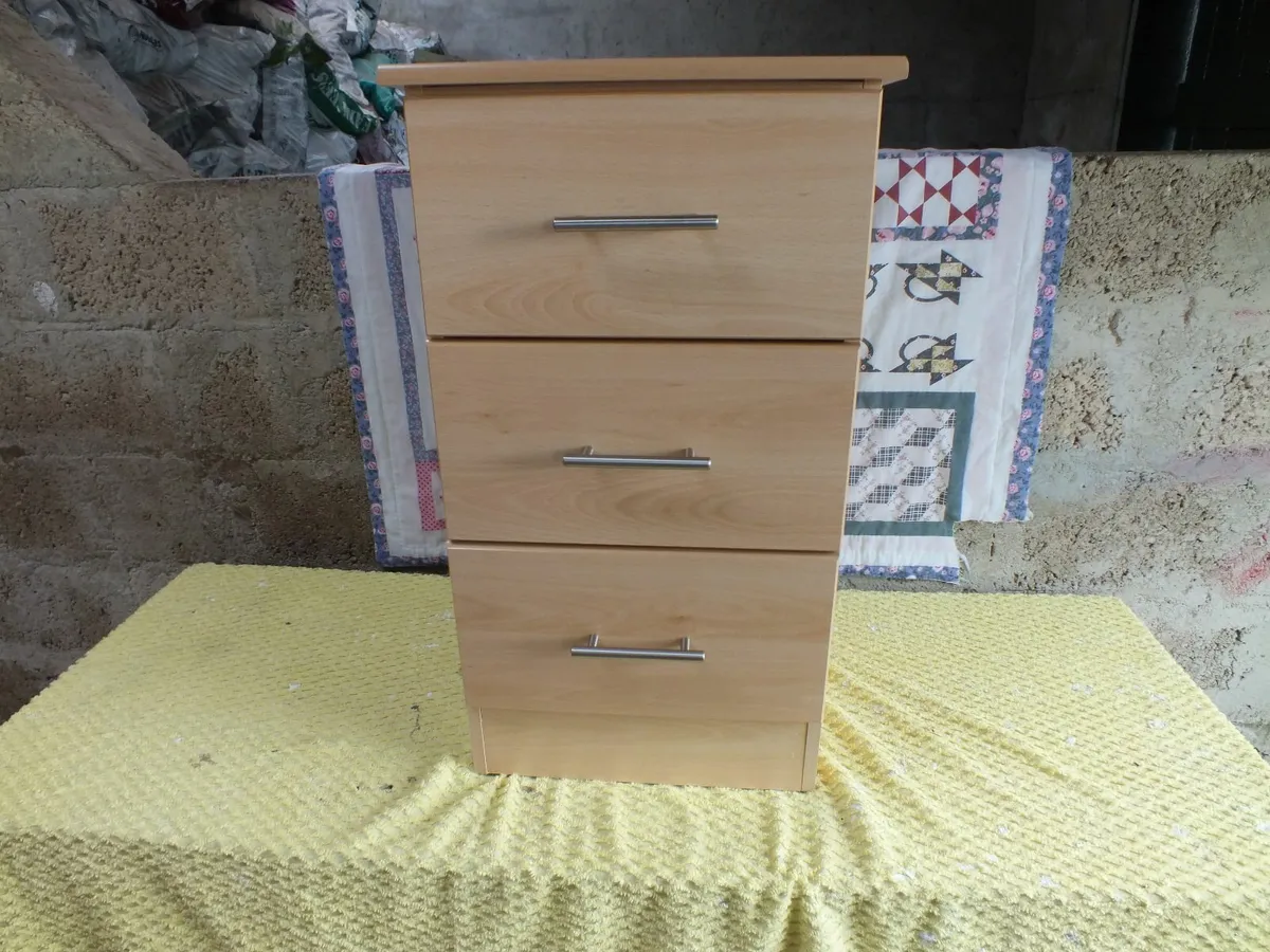 Locker - Image 4