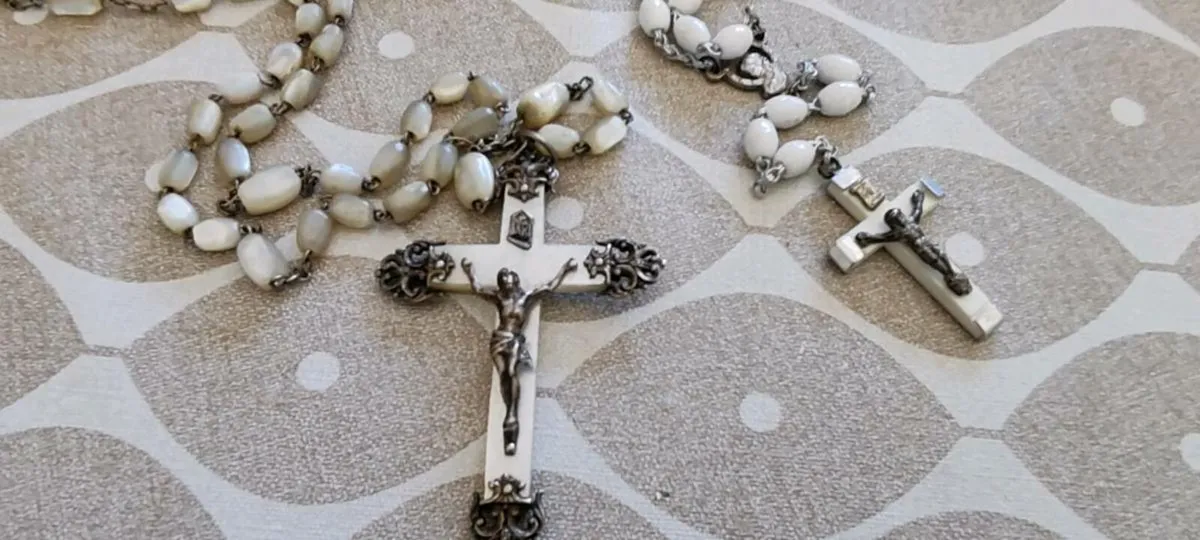 2 vintage, Italian Rosary beads - Image 4