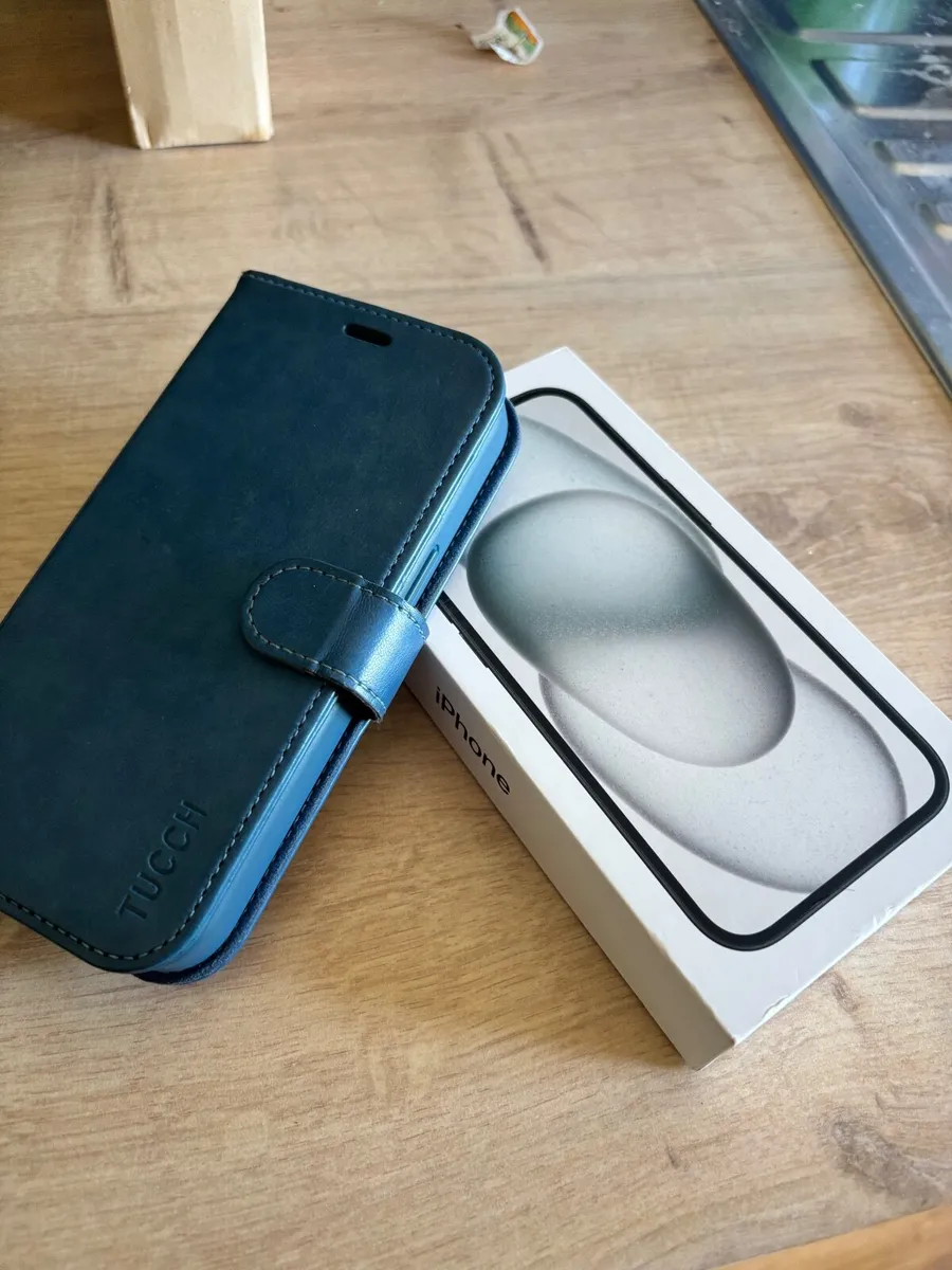 IPhone 15 - Image 1