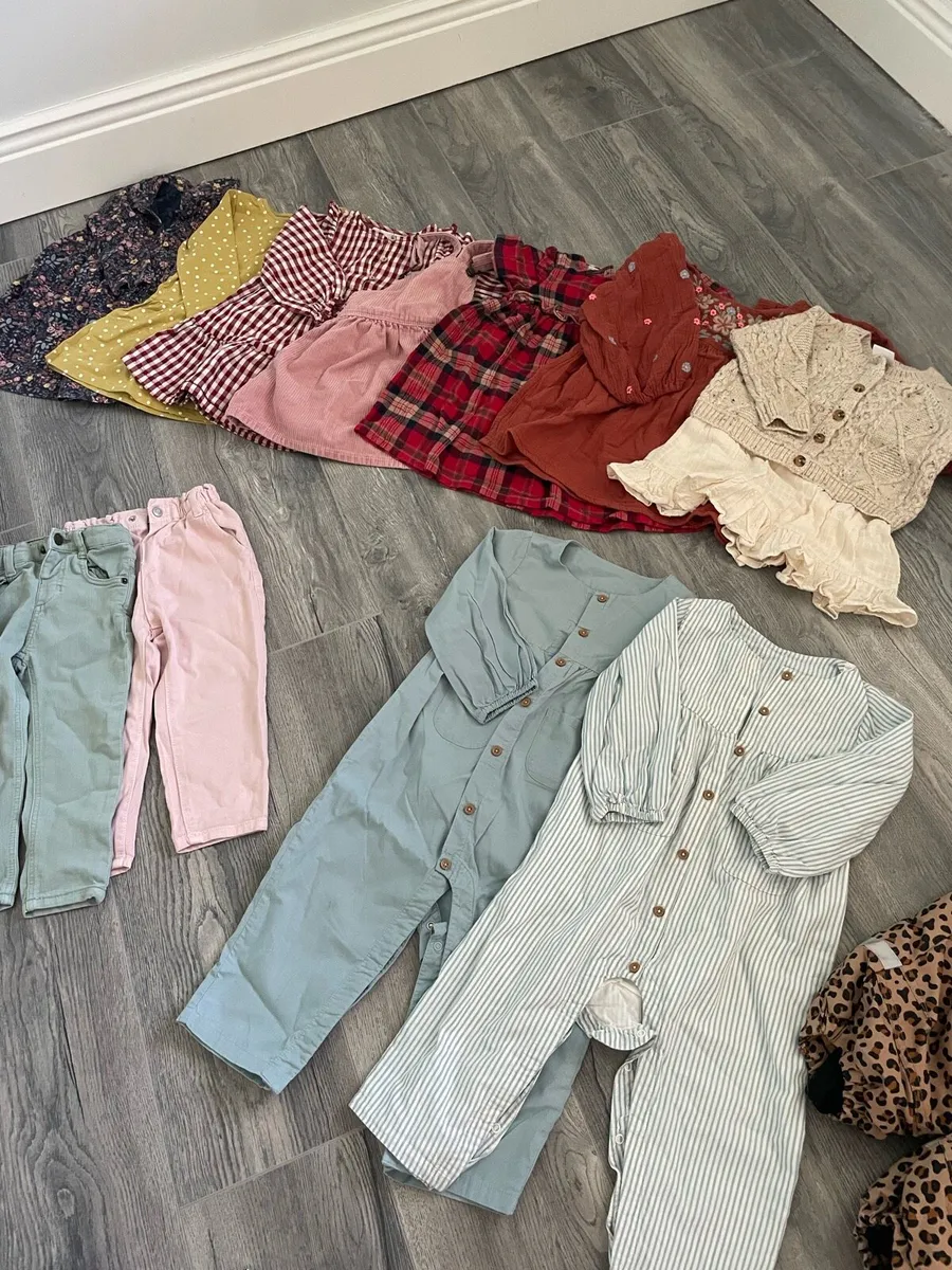 Bundle of girl’s clothes 18-24 months - Image 2