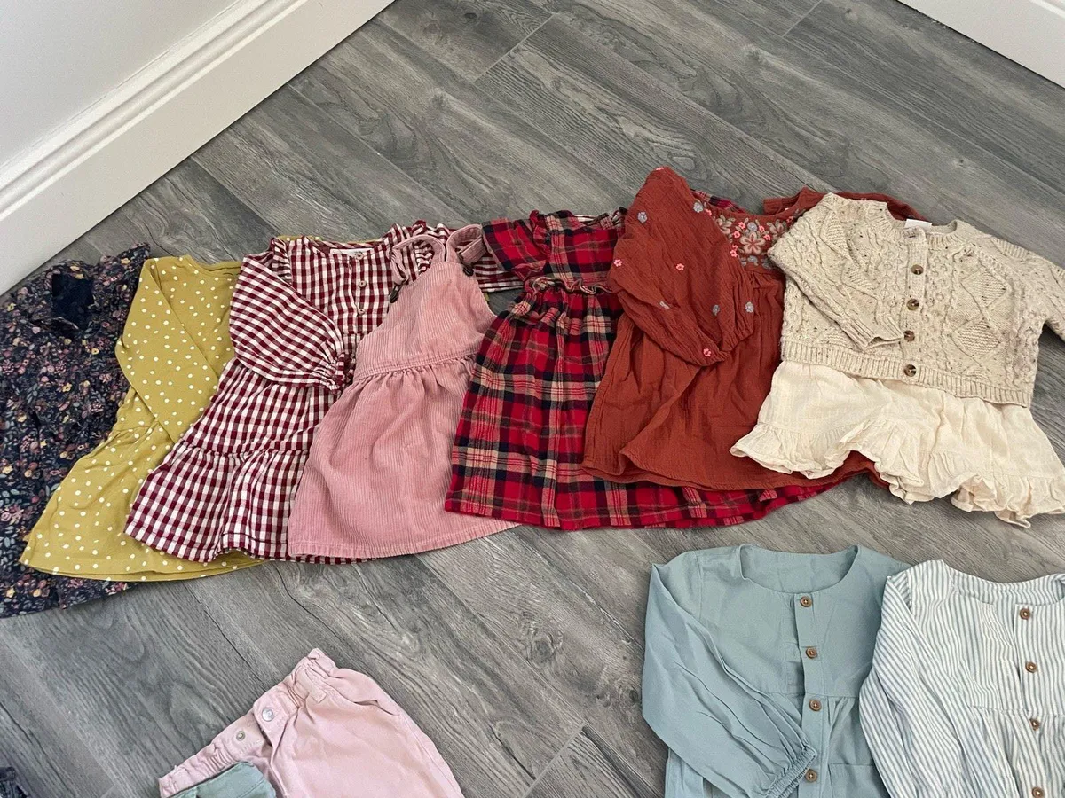 Bundle of girl’s clothes 18-24 months - Image 4