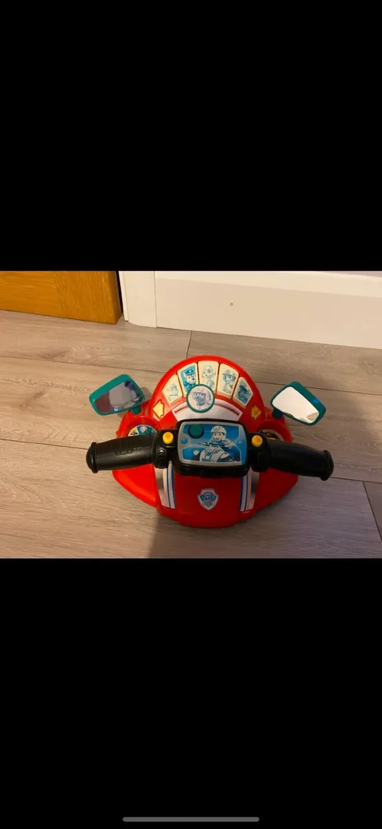 Paw Patrol- Excellent condition - Image 2