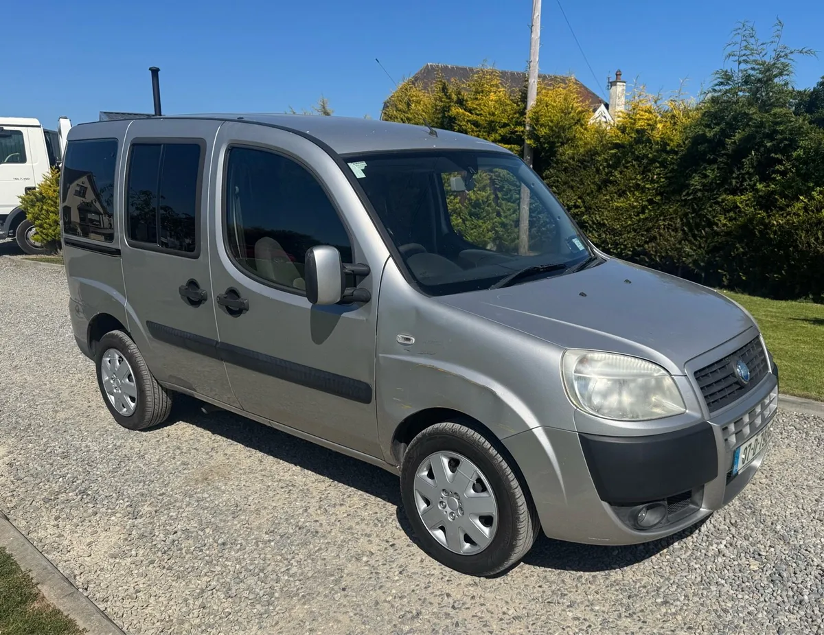 Fiat Doblo Wheelchair Accessible - Image 2