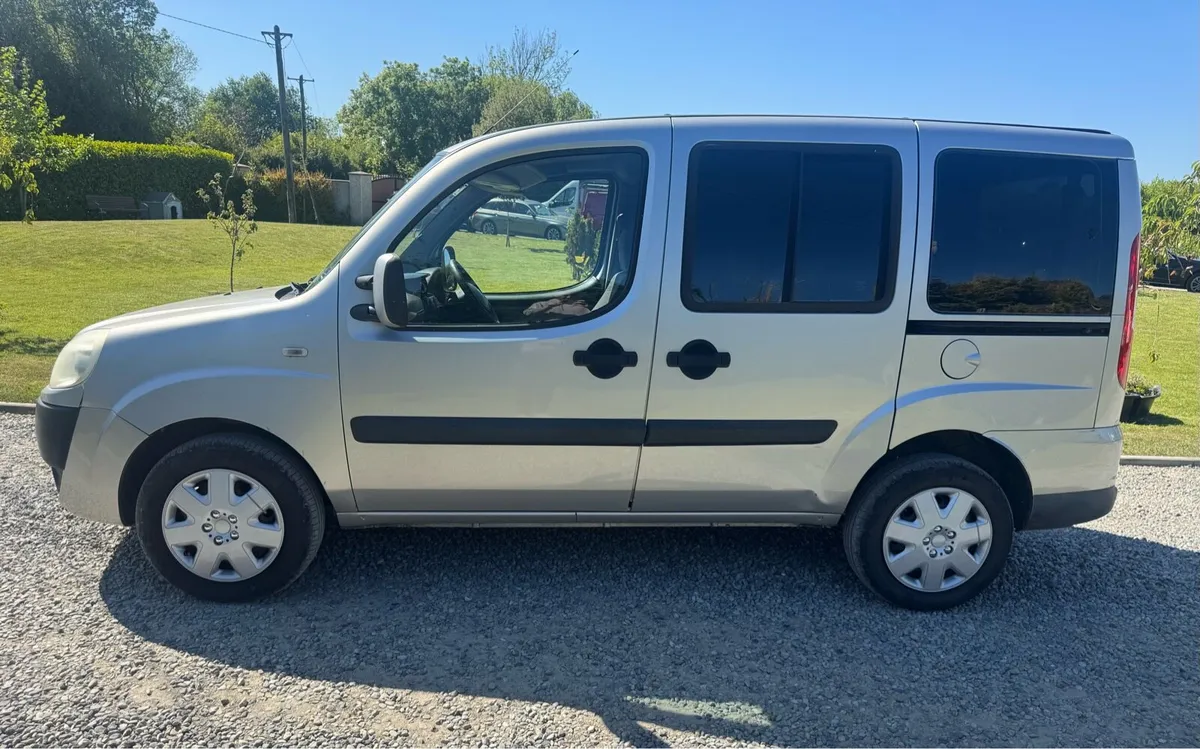 Fiat Doblo Wheelchair Accessible - Image 3