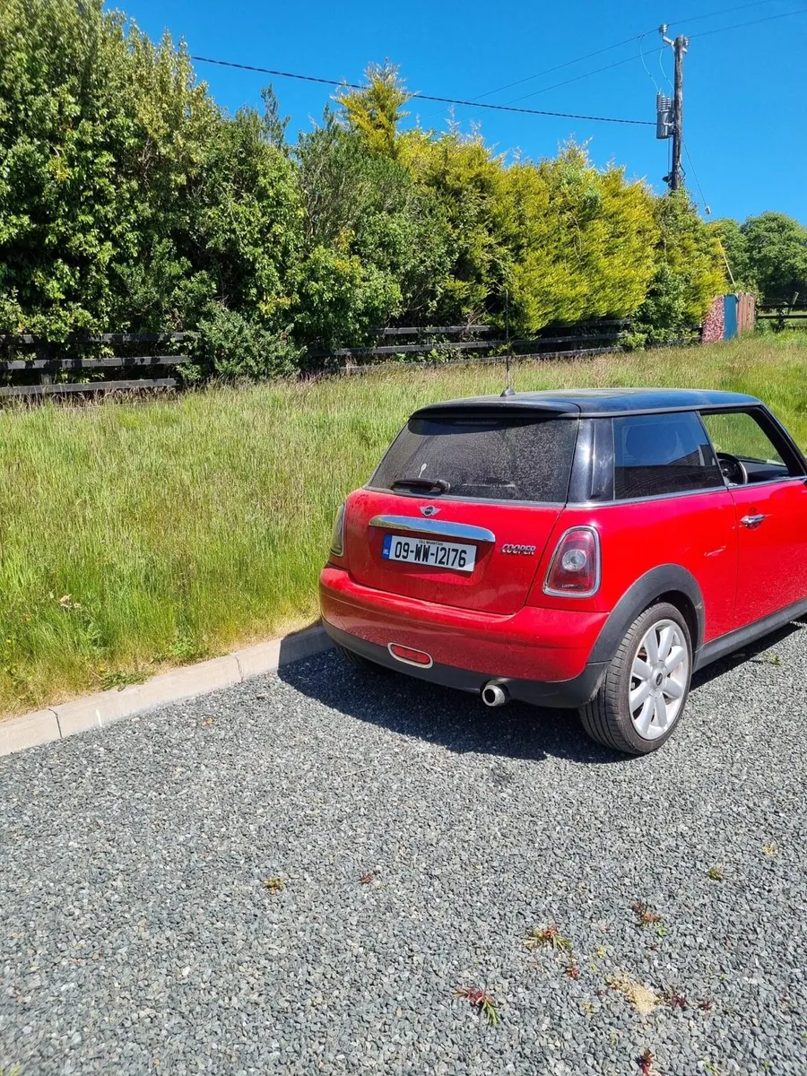 Mini Cooper - Image 2