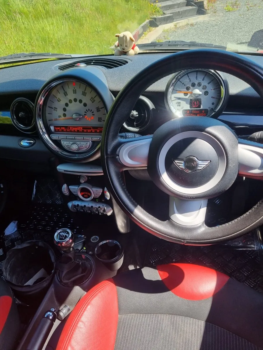 Mini Cooper - Image 3
