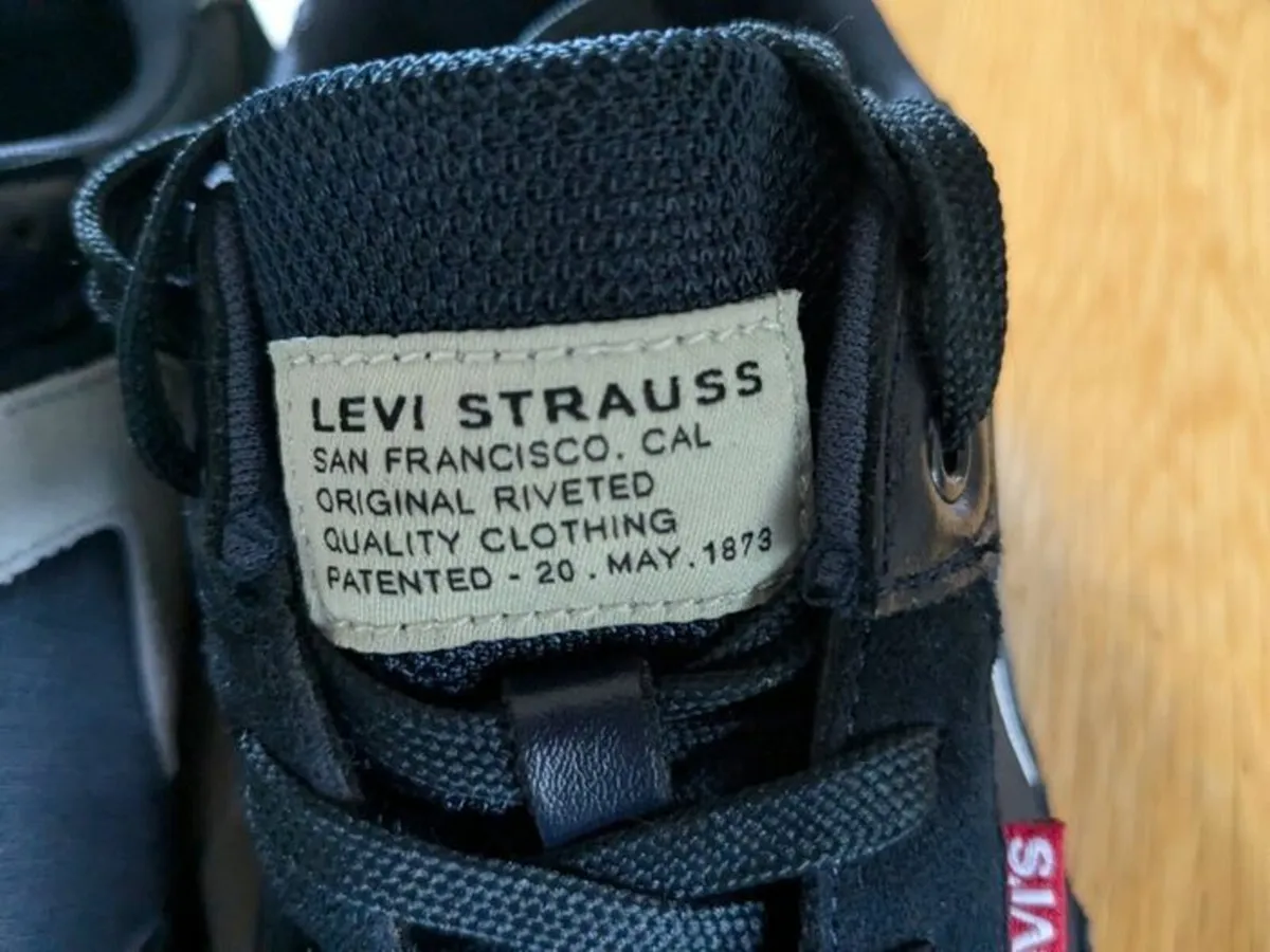 Levi's Mens Trainers - Image 4