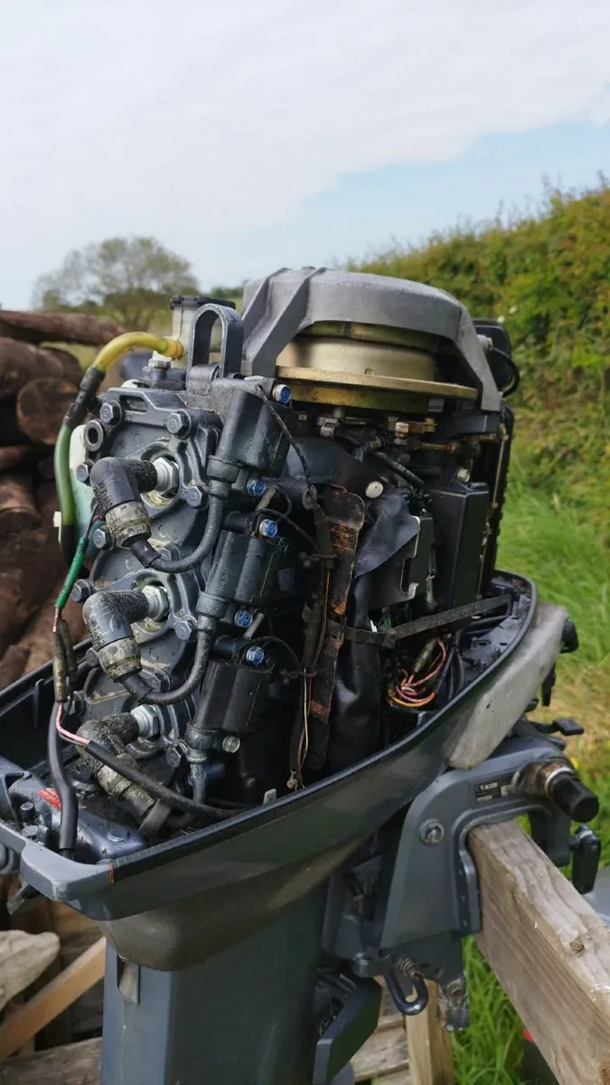 Outboard engine - Image 3