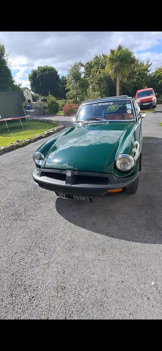 MGB GT - Image 3