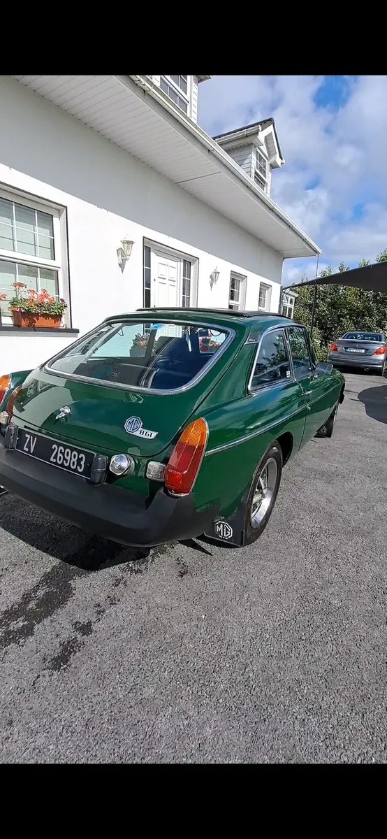 MGB GT - Image 4