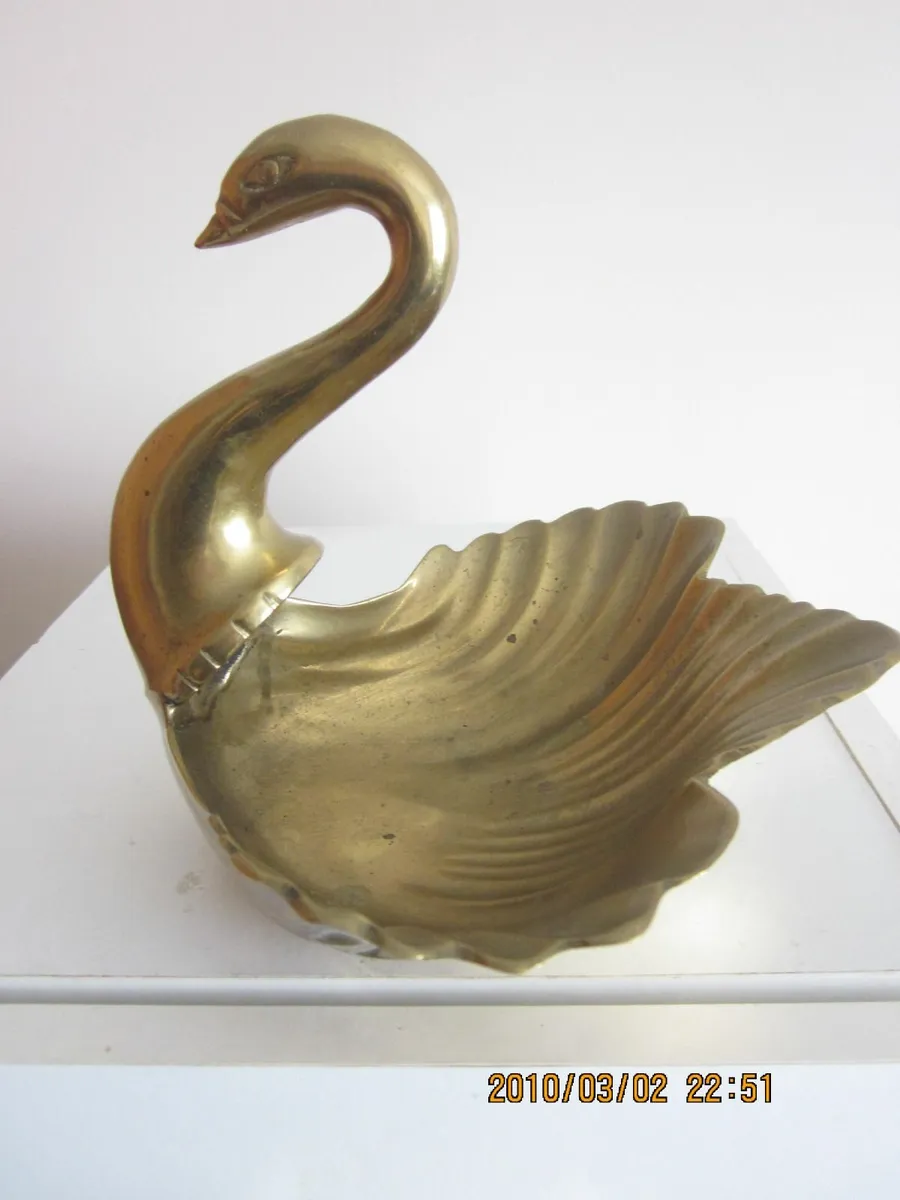 Brass Swan Figurine Trinket Dish - Image 3