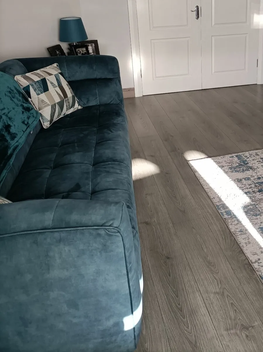Couch and armchair - Image 2