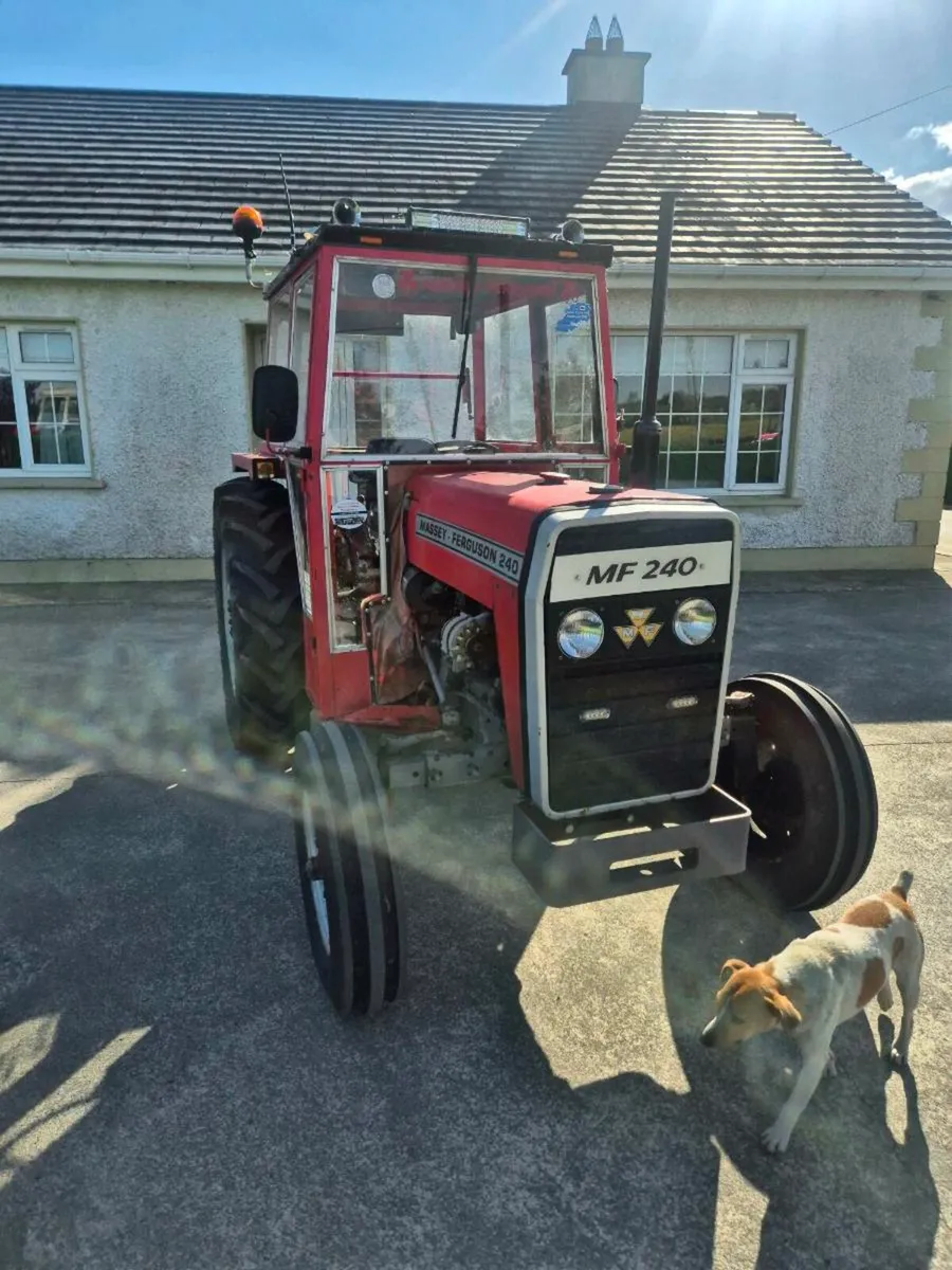 Tractor - Image 2
