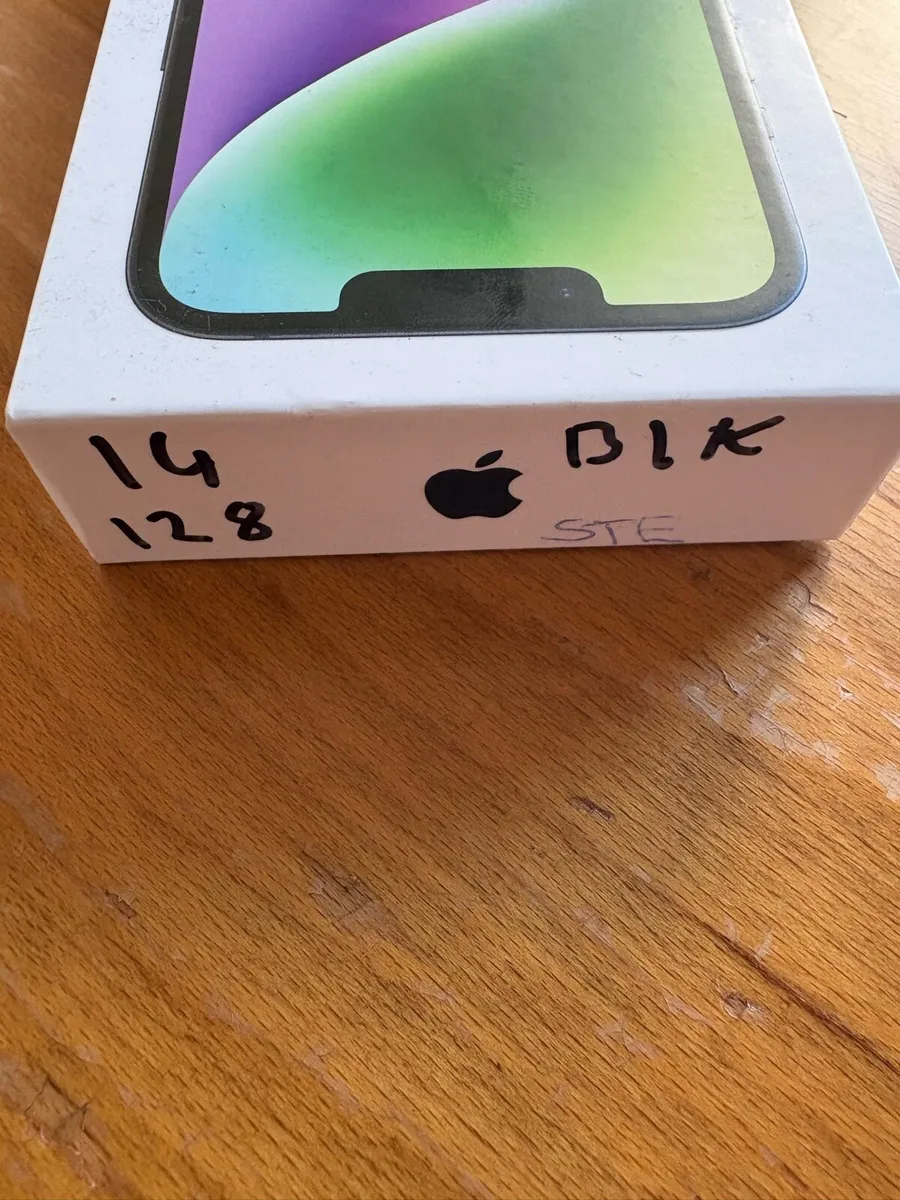 iPhone 14 - Image 1