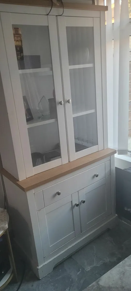 Display cabinet - Image 1