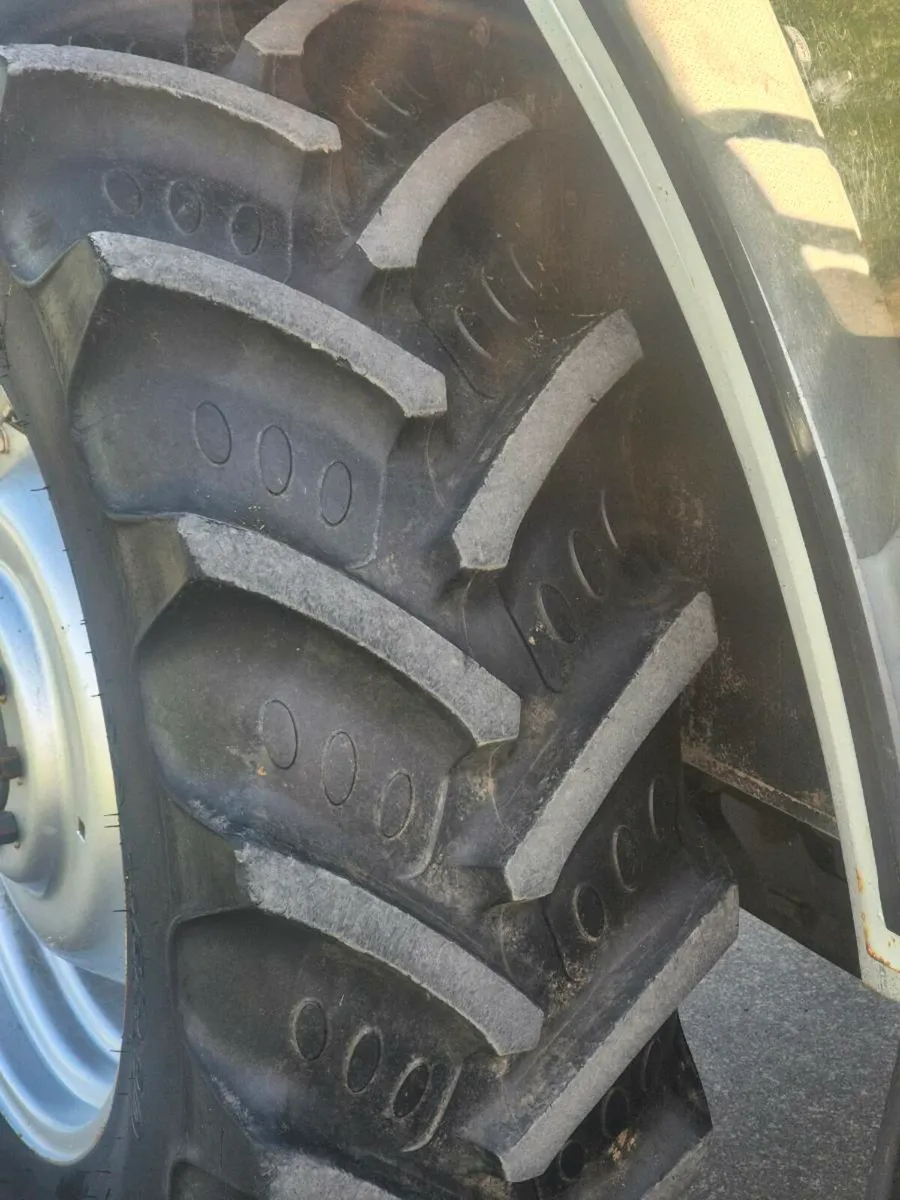 Tractor - Image 3
