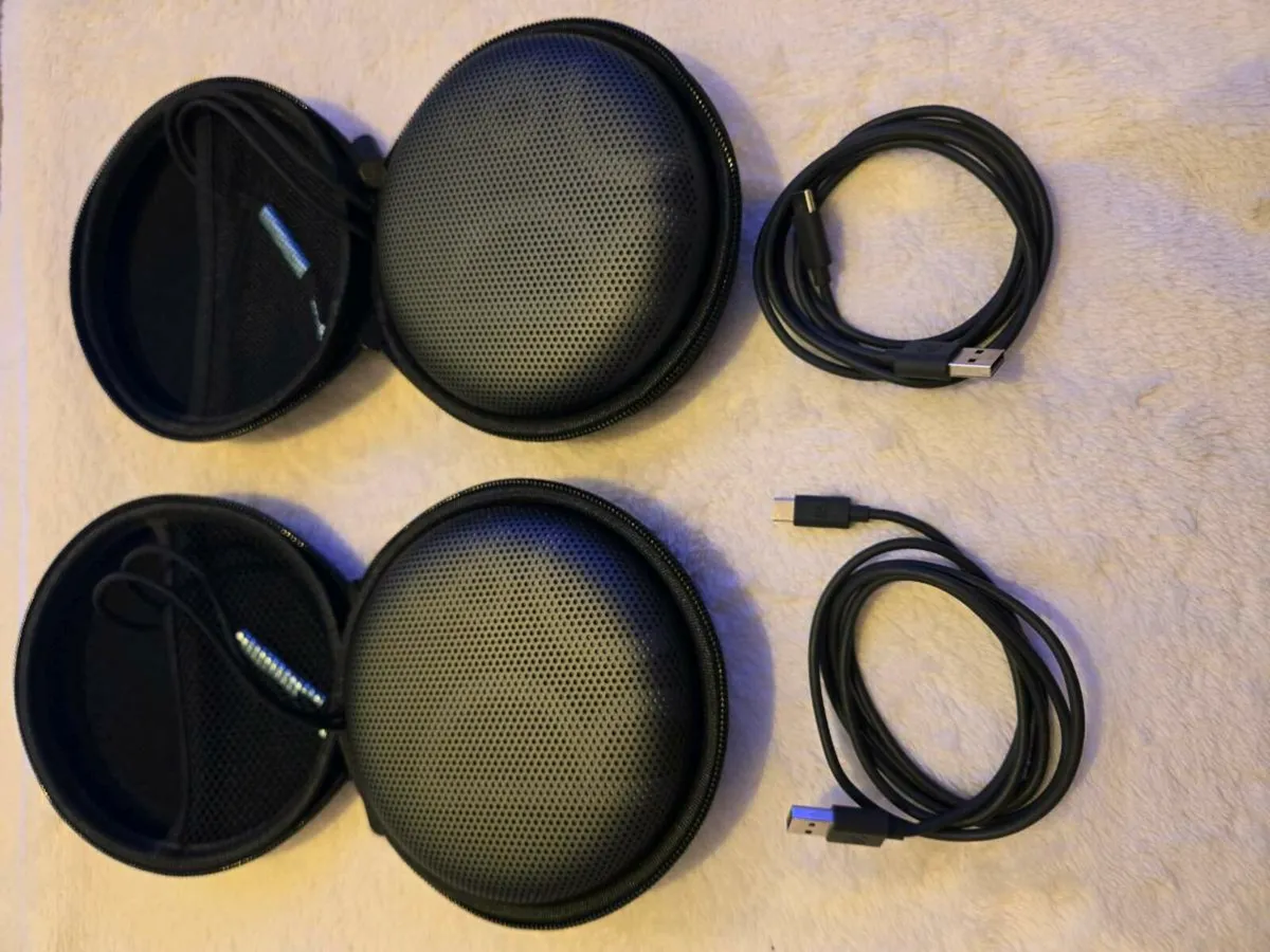 B&O beosound A1 2nd generation bluetooth speaker - Image 1