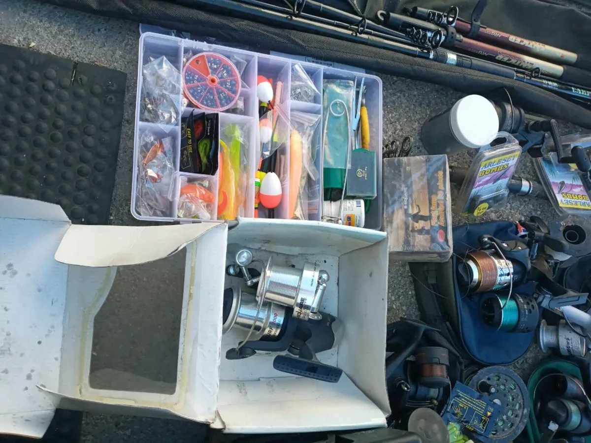 Fishing gesr - Image 1
