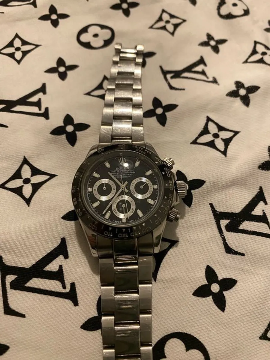 watch - Image 2