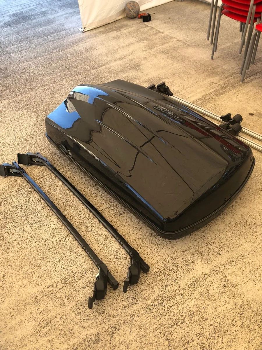 Roof box - Image 2