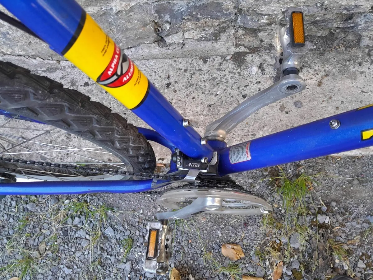 Trek bike hybrid - Image 2