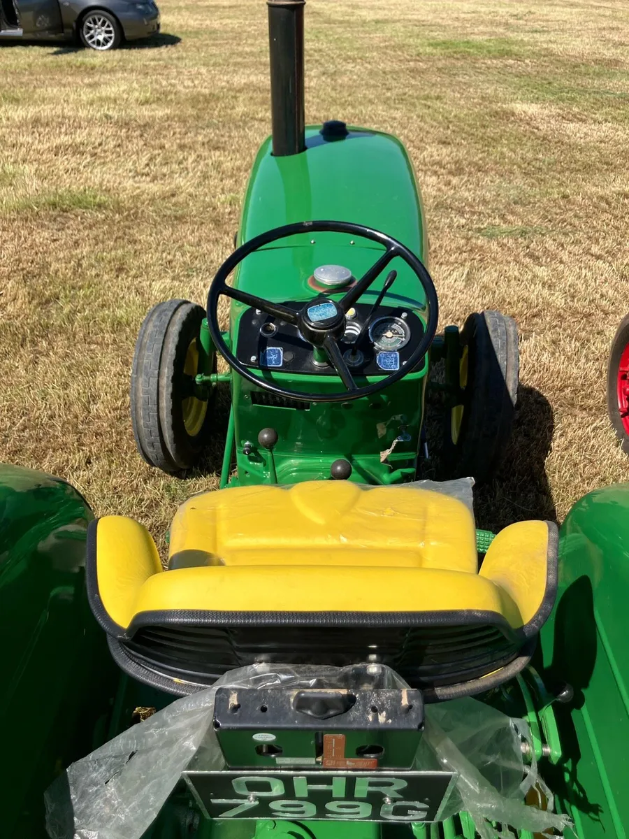 Vintage tractors - Image 4