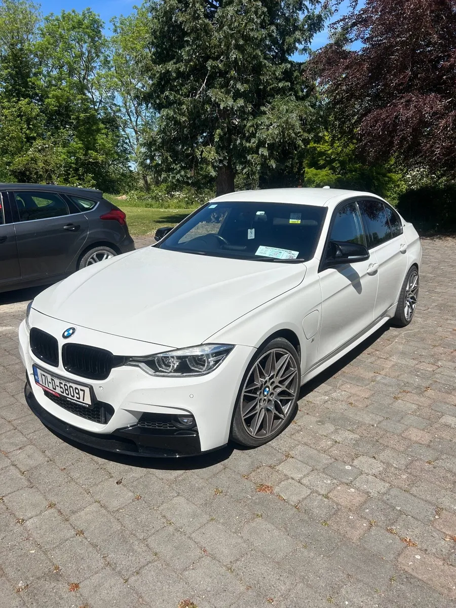 BMW 3-Series 2017 - Image 4