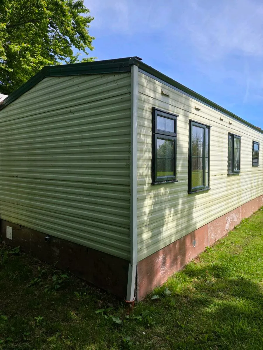 Mobile home - Image 1
