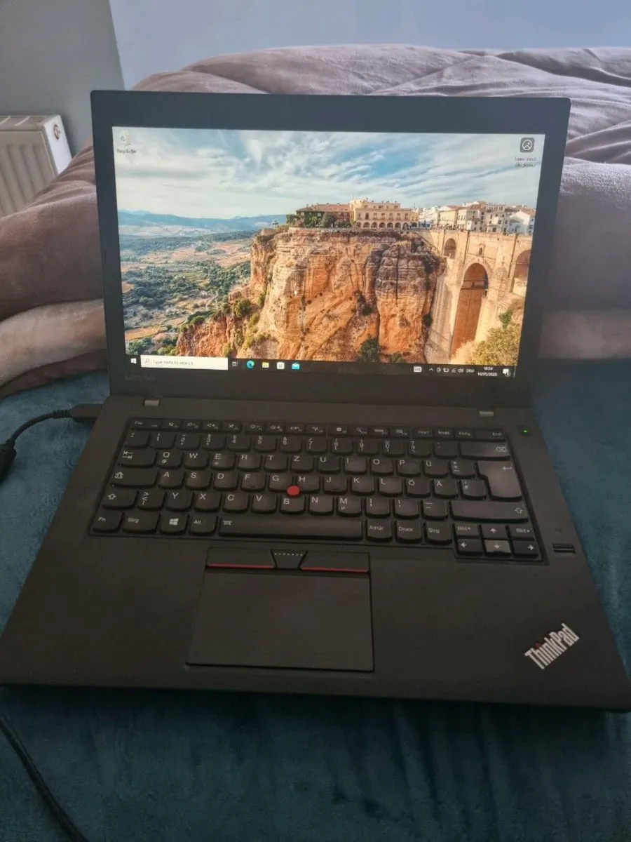 Lenovo Thinkpad - Image 4