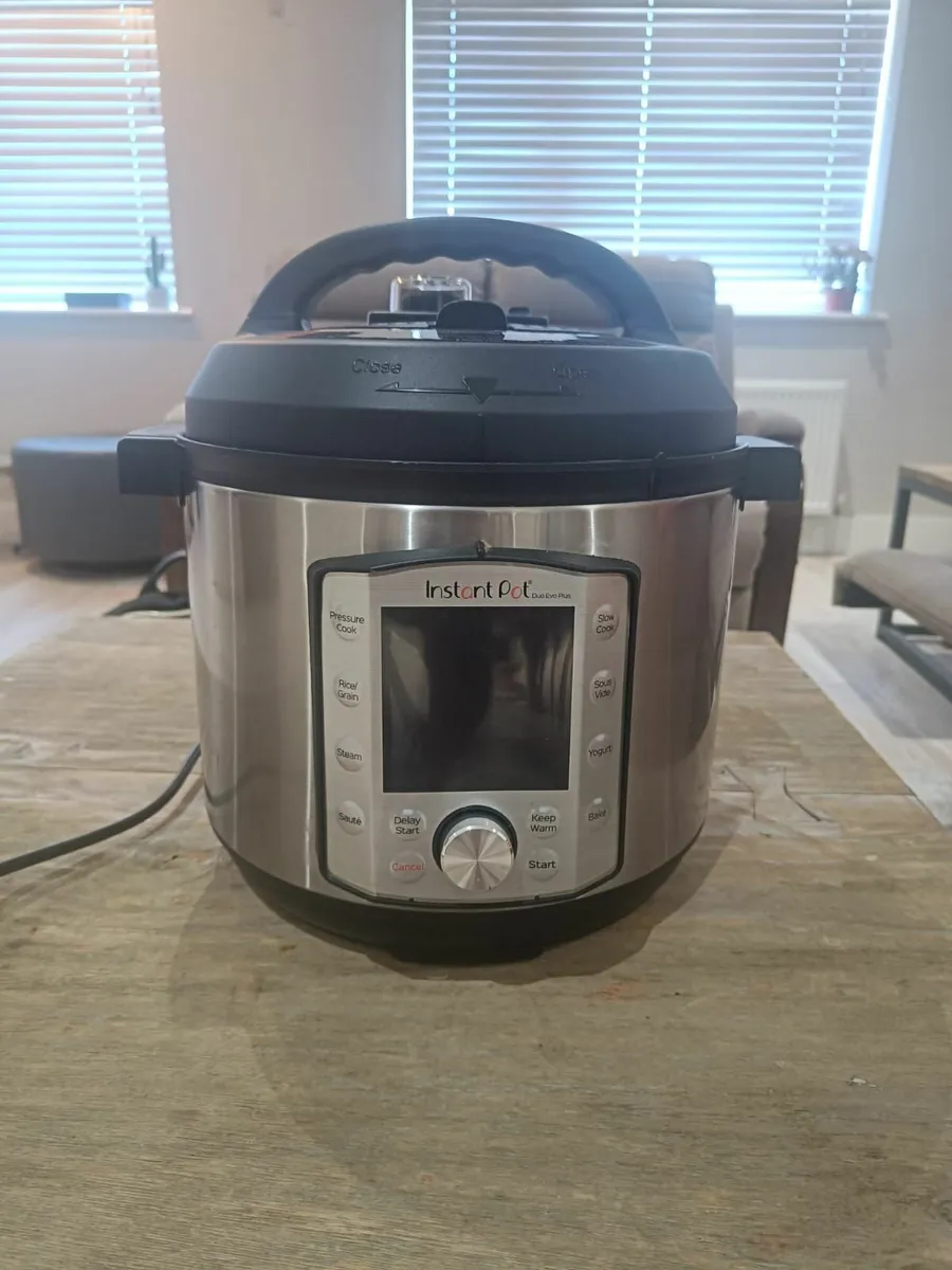 Instant Pot DUO EVO PLUS 5.7L - Image 2