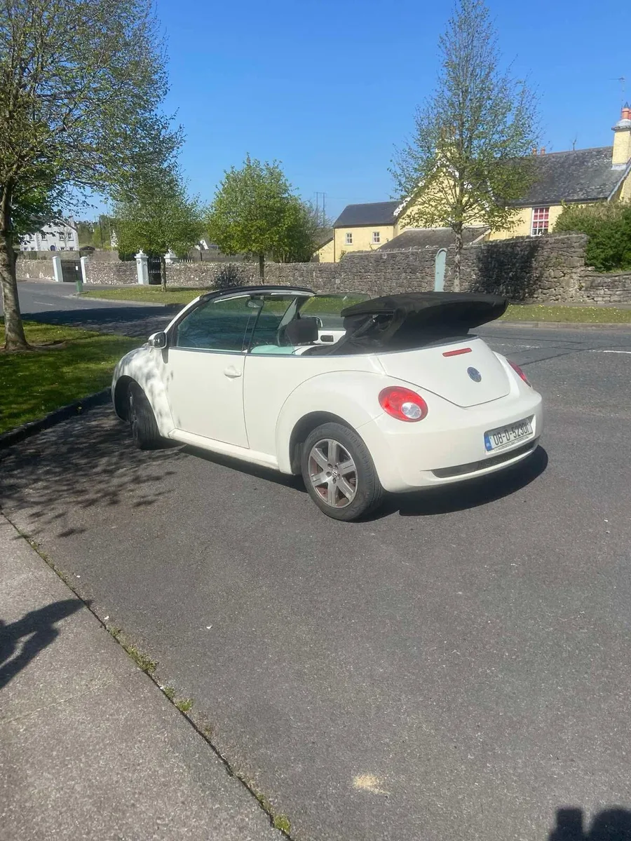 2008 VW BEETLE 1.4 Petrol Convertible - Image 1