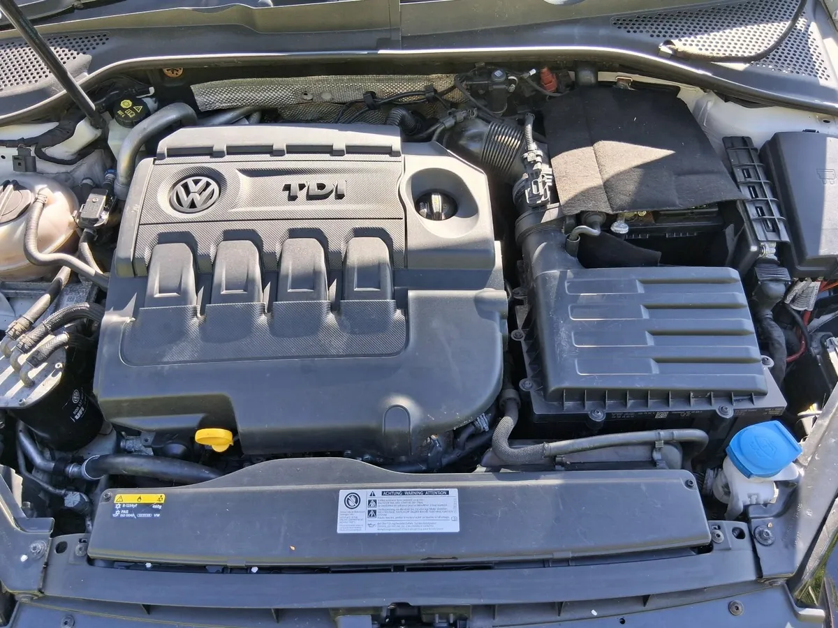 Volkswagen Golf 2017 - Image 3