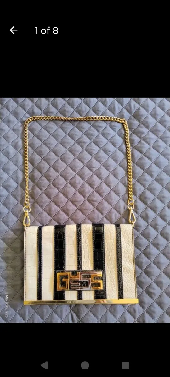 Guess handbag - Image 1