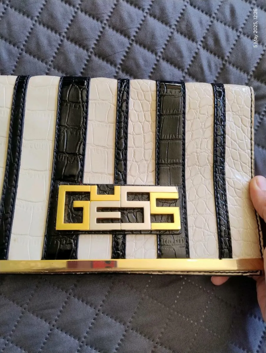 Guess handbag - Image 4