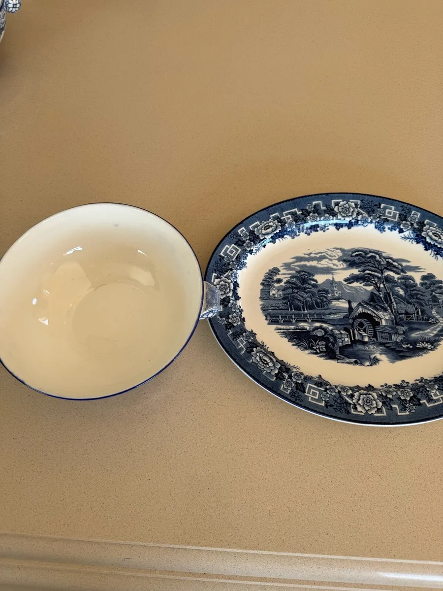 Staffordshire platter and soup terrines - Image 4
