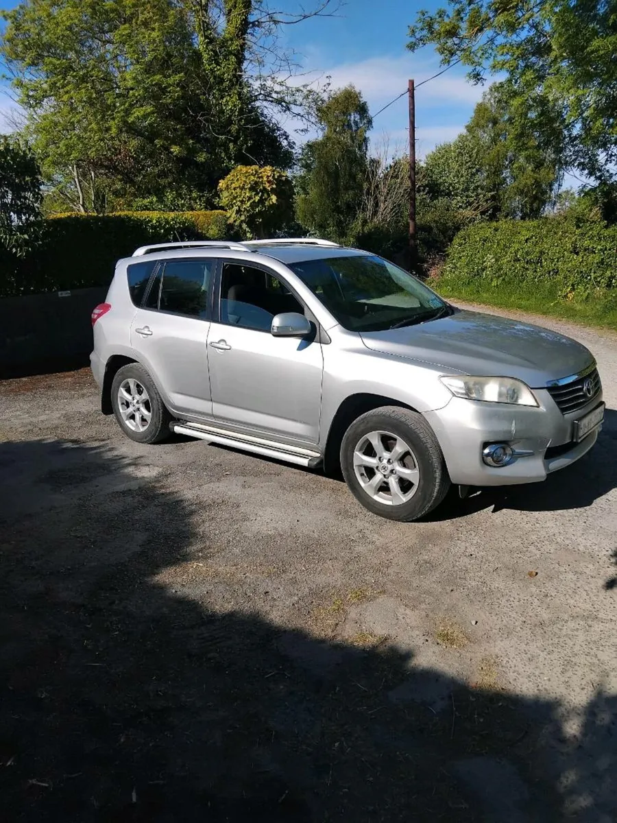 Toyota Rav4 4X4 - Image 1