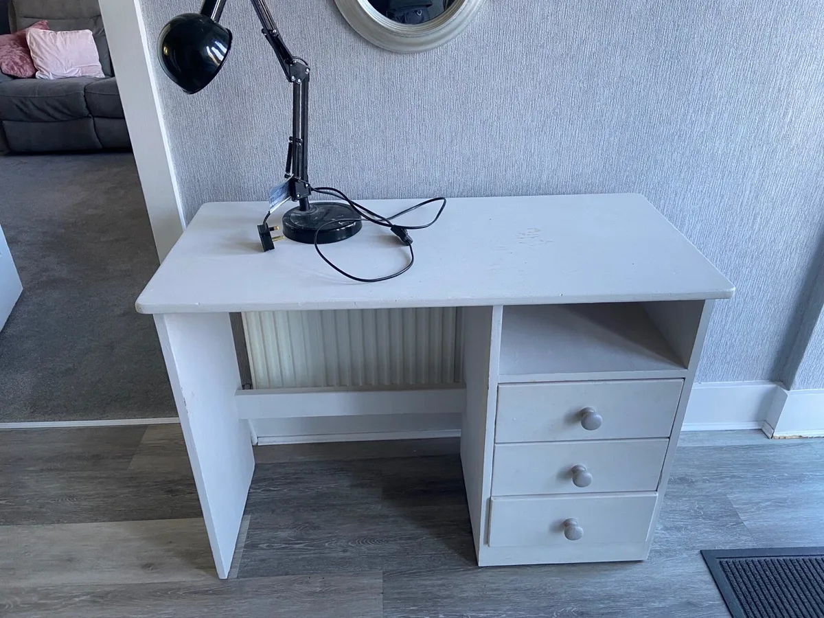Child’s desk. - Image 2
