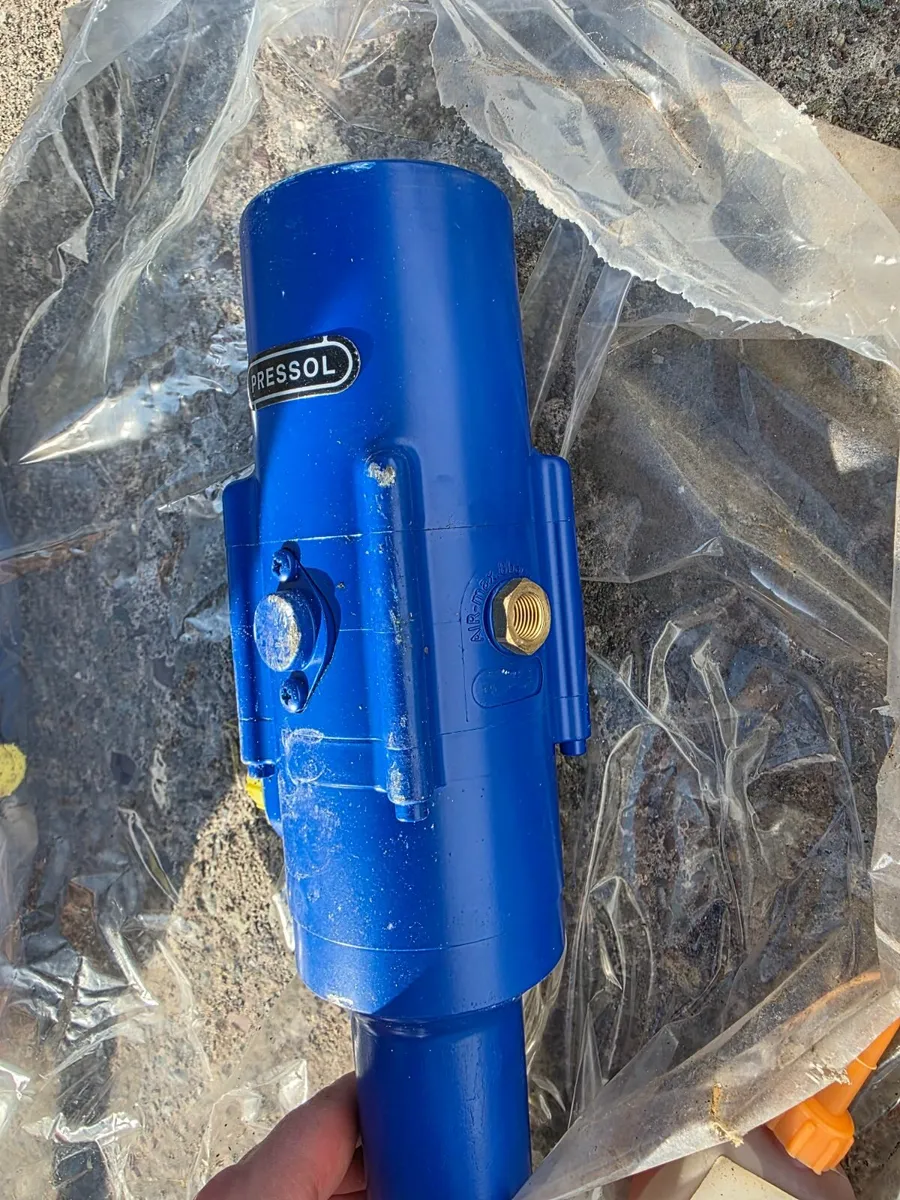 Barrell pumps - Image 2