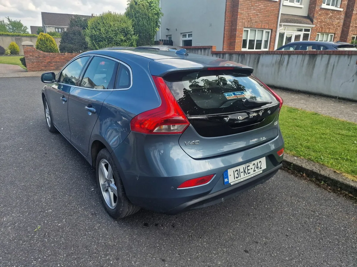Volvo V40 2013 1.6 diesel - Image 4