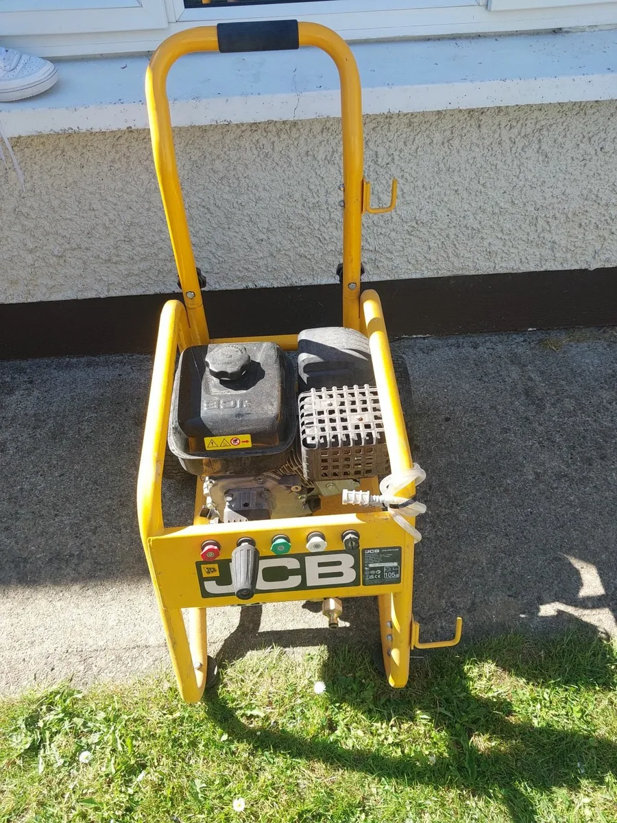 JCB-PW7532P Petrol pressure washer - Image 3