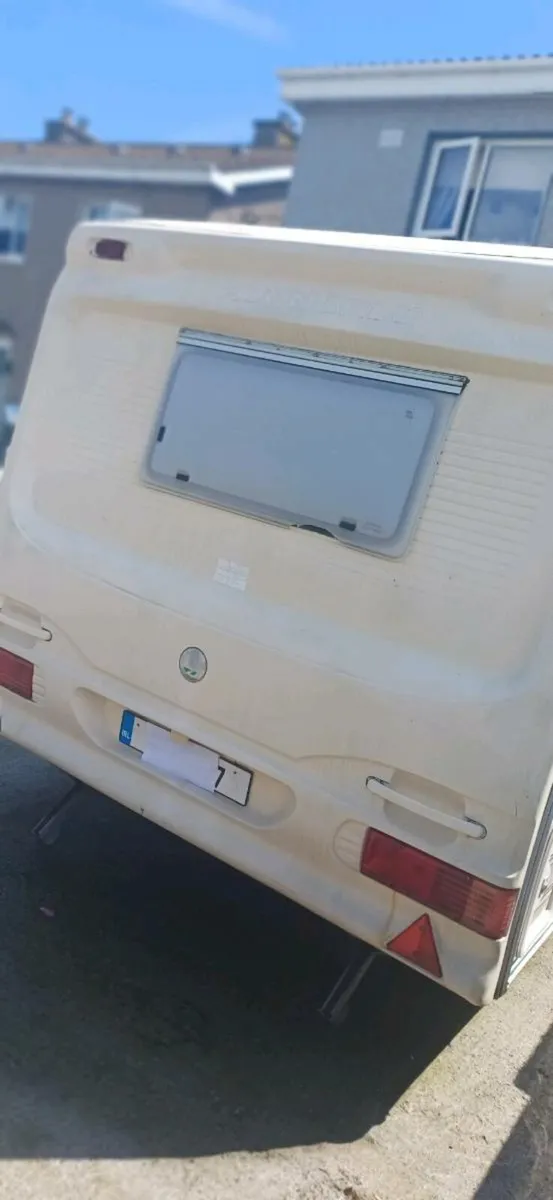 Caravan - Image 2