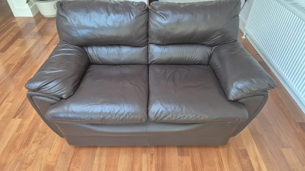 Couch - Image 3