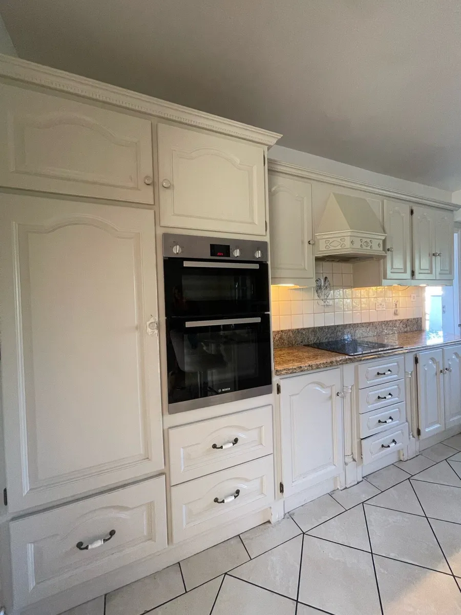 Kitchen - Image 4
