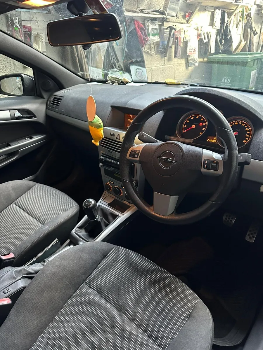 Opel Astra 2007 - Image 4