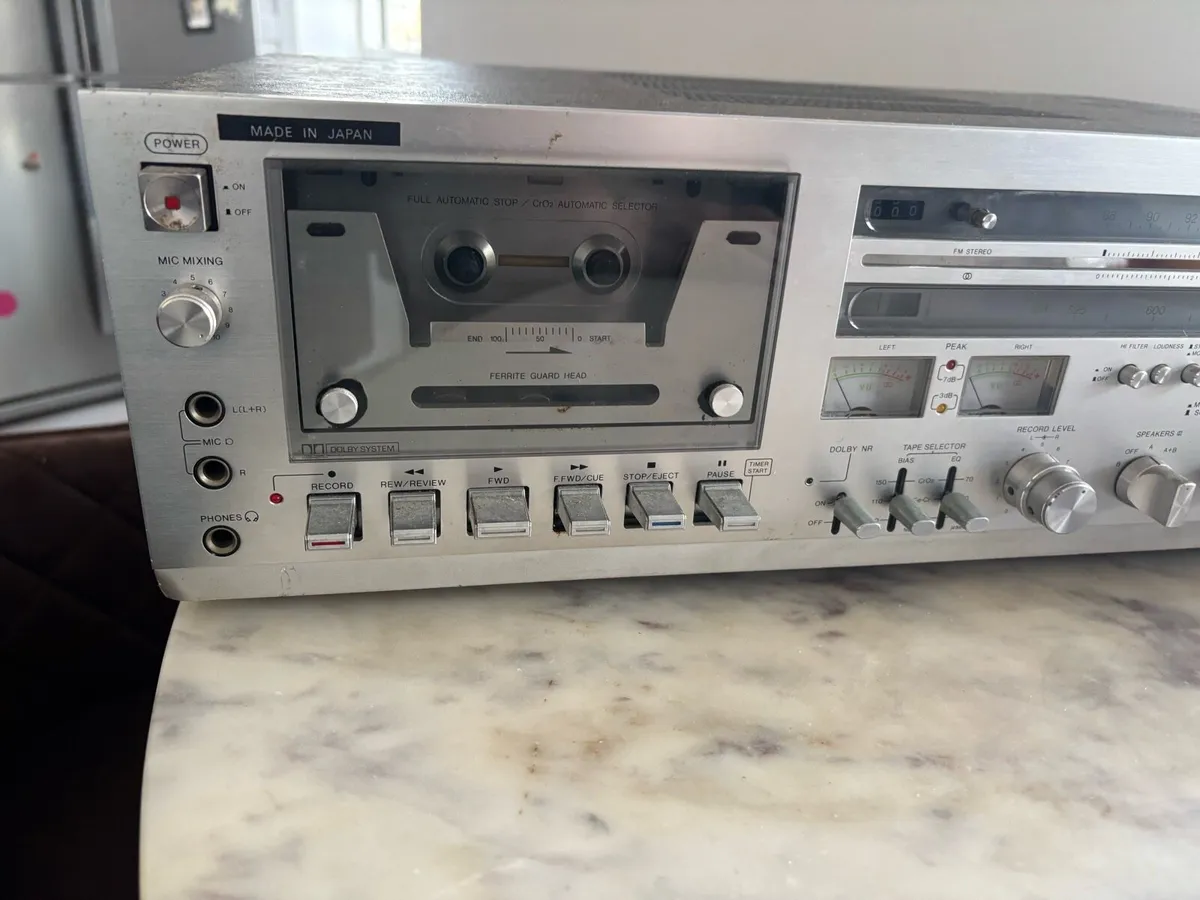 Aiwa Stereo Cassette Receiver AF-3090 - Image 2